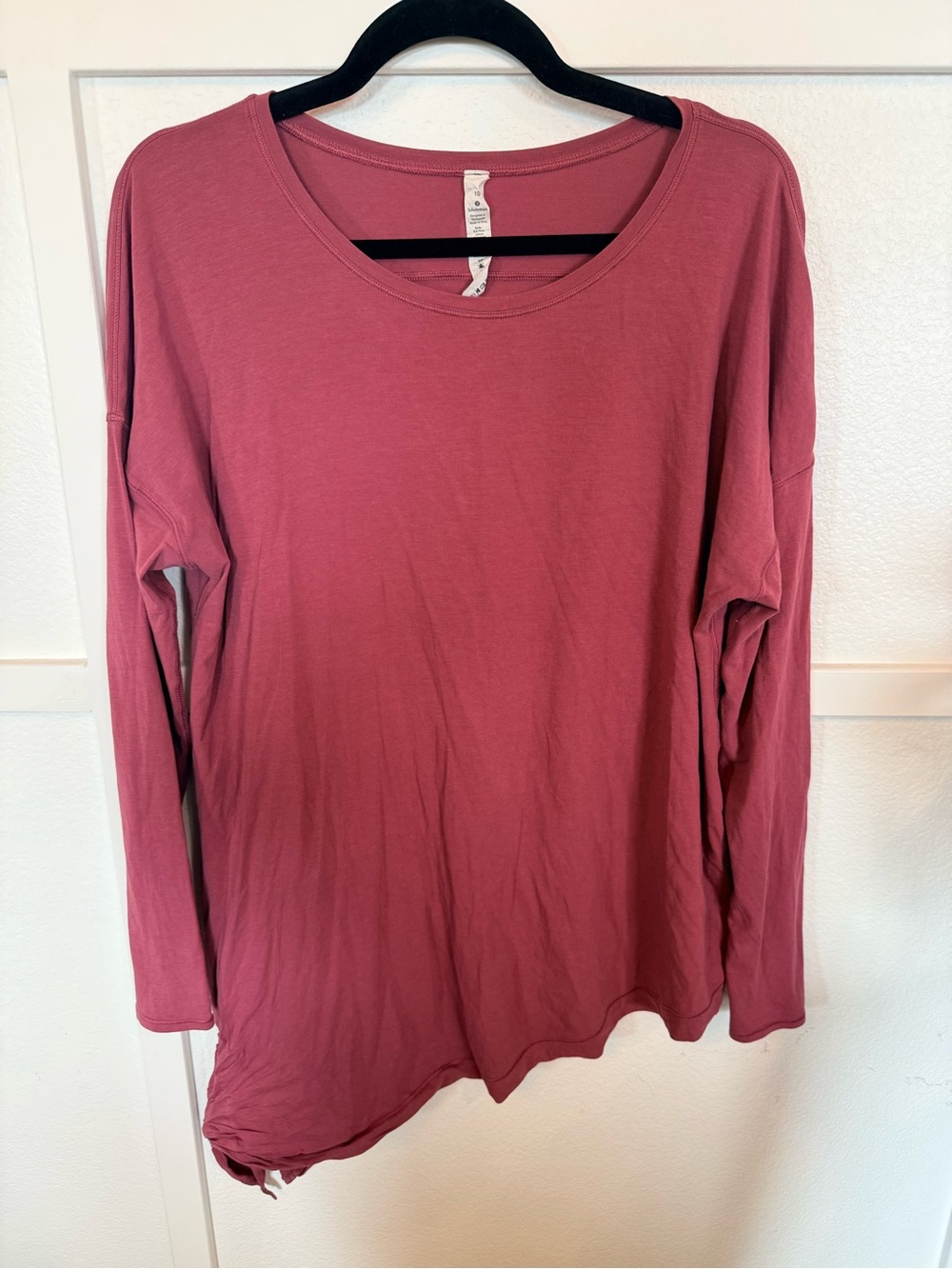 lululemon athletica Women's Long Sleeve Top - Picture 6 of 6